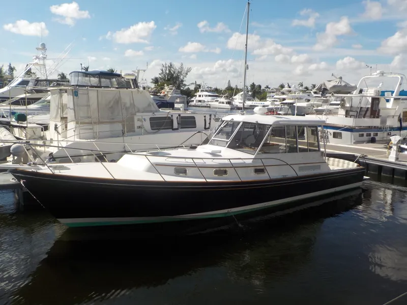 Slide: The Image of Little Harbor 40 Whisper Jet 2000 - 0