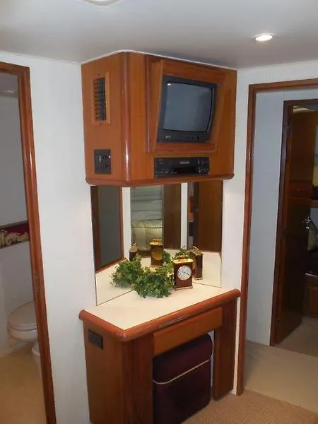 Slide: The Image of Viking 58 Convertible 1998 - 10