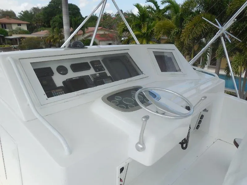 Slide: The Image of Viking 58 Convertible 1998 - 6