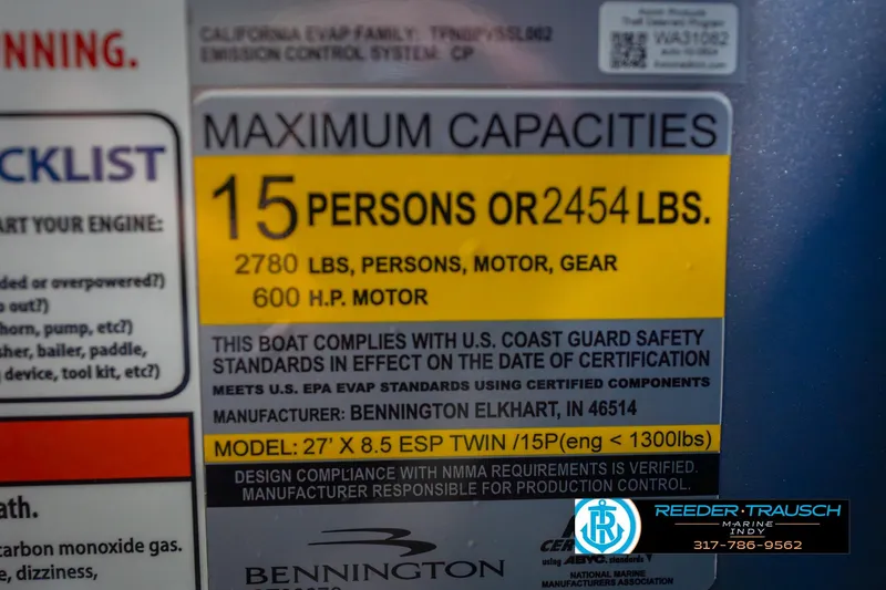 Slide: The Image of 2026 Bennington 27 RX boat capacity label: 15 persons or 2454 lbs, 600 HP motor. - 57