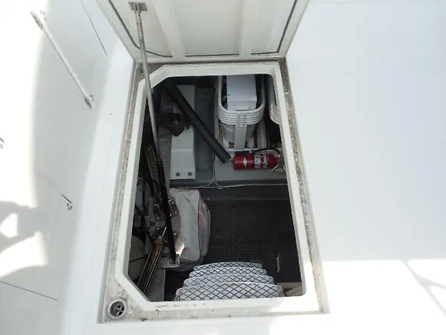Slide: The Image of Tollycraft Wide Body Pilothouse 1996 - 11