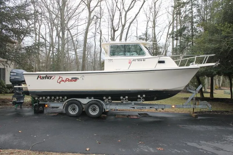 Slide: The Image of Parker Marine 2520XL SPORT CABIN 2003 - 0