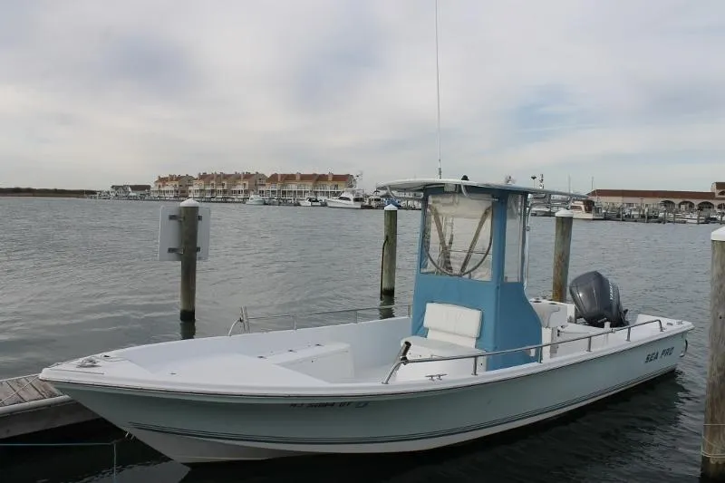 Slide: The Image of Sea Pro SVC 2300 Bay Boat 2003 - 0