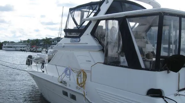 Slide: The Image of Sea Ray 440 Aft Cabin 1989 - 2