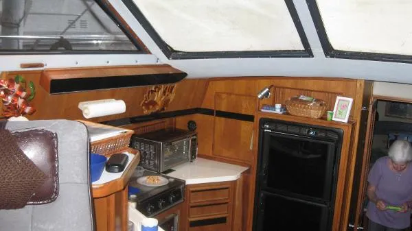 Slide: The Image of Sea Ray 440 Aft Cabin 1989 - 4