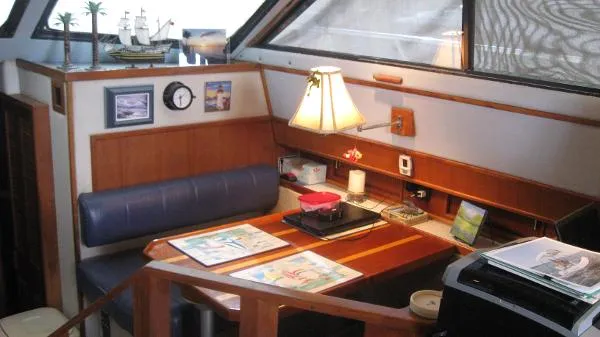 Slide: The Image of Sea Ray 440 Aft Cabin 1989 - 9
