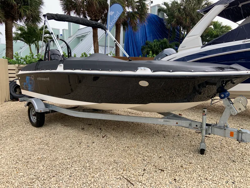 Slide: The Image of Bayliner Element E18 2018 - 0