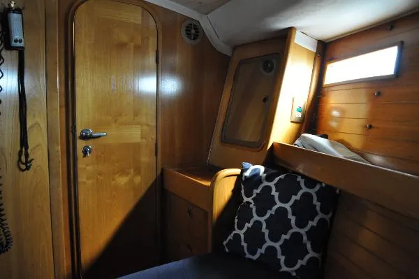 Slide: The Image of Beneteau Oceanis 39 1988 - 9