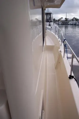 Slide: The Image of Mainship 34 Trawler 2008 - 6