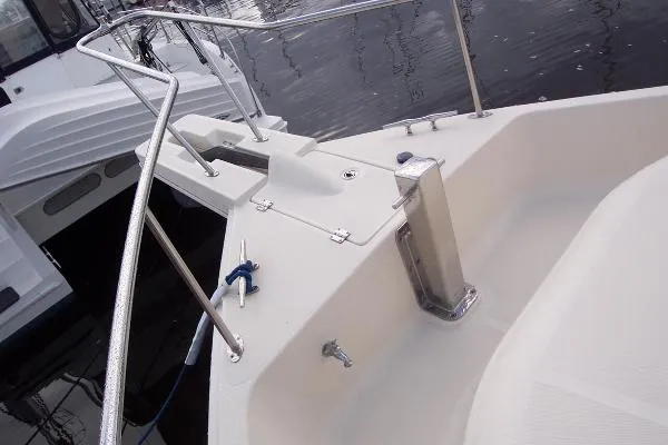 Slide: The Image of Mainship 34 Trawler 2008 - 8