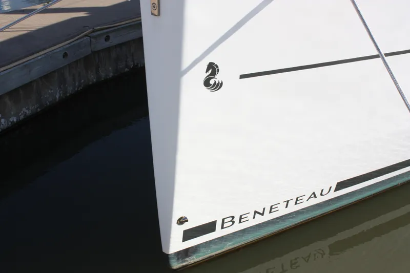 Slide: The Image of Beneteau Oceanis 38 2017 - 11