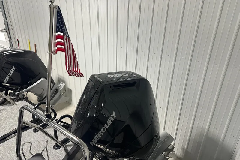 Slide: The Image of 2026 Evotti 725CS boat cockpit with modern steering and comfortable seating. - 16