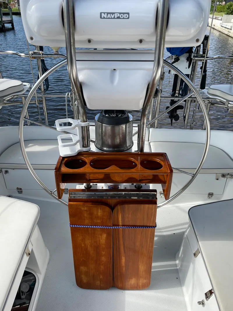 Slide: The Image of Catalina 36MKII 2001 - 6