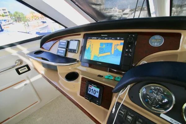 Slide: The Image of Carver Yachts 506 Motor Yacht 2001 - 10