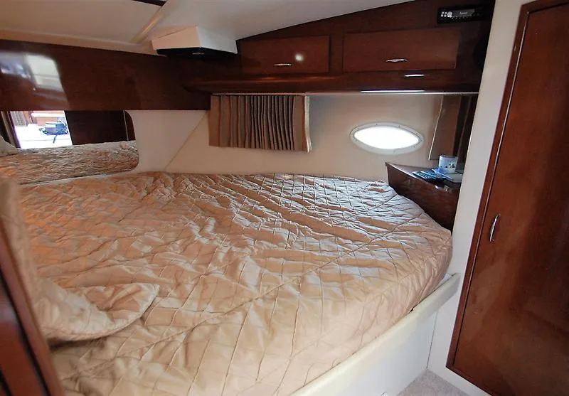 Slide: The Image of Carver Yachts 41 DIESEL Cockpit Motor Yacht 2007 - 8
