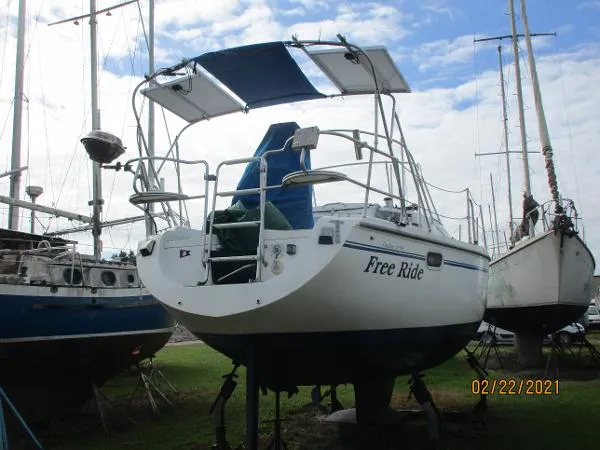 Slide: The Image of Catalina Mark III Wing Keel 2000 - 1
