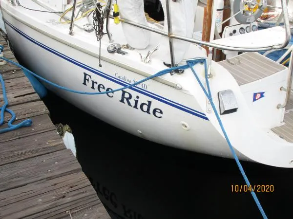 Slide: The Image of Catalina Mark III Wing Keel 2000 - 2