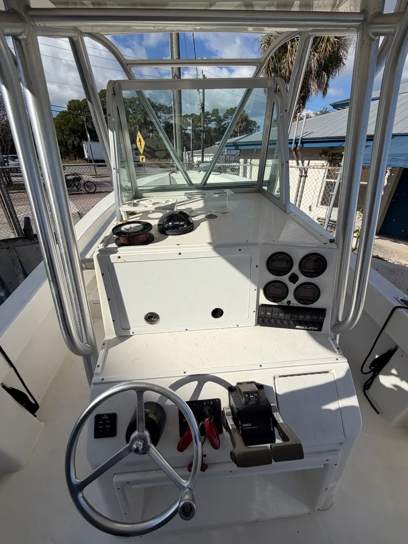 Slide: The Image of Regulator Marine 26 Center Console 2004 - 10