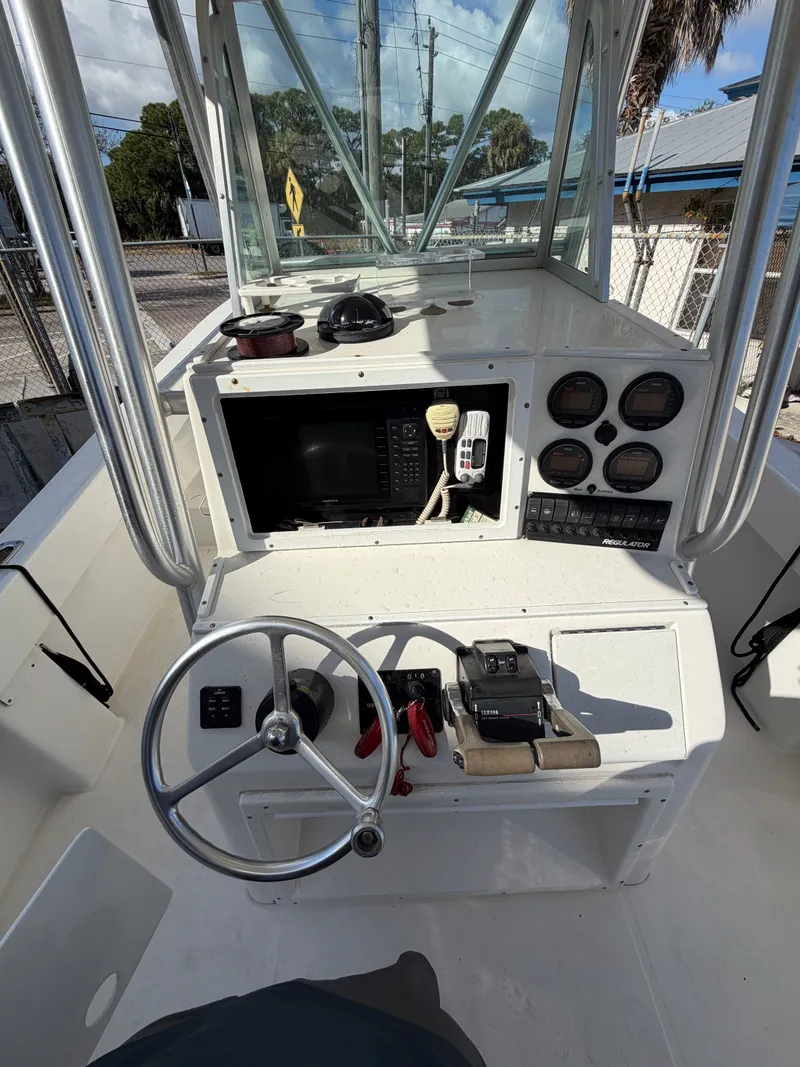 Slide: The Image of Regulator Marine 26 Center Console 2004 - 11