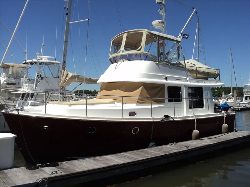 Slide: The Image of Beneteau Swift Trawler 34 2011 - 0