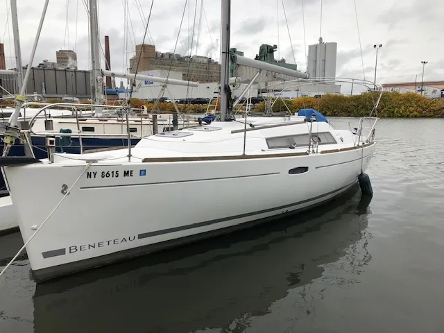 Slide: The Image of Beneteau Oceanis 31 2008 - 1