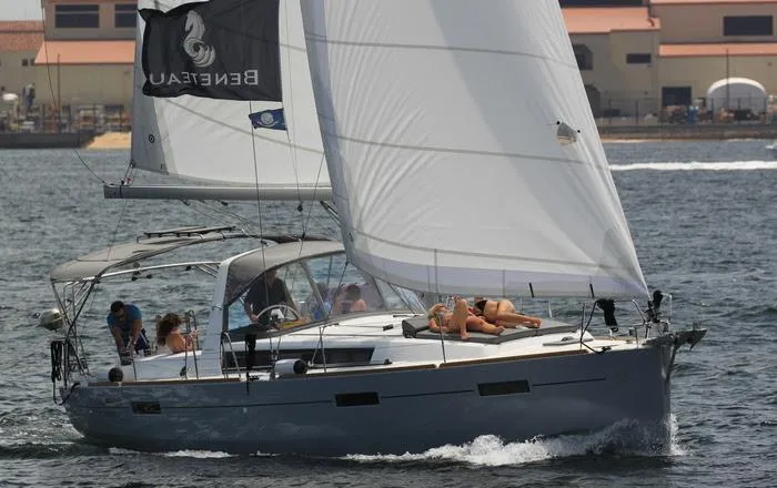 Slide: The Image of Beneteau Oceanis 41.1 2018 - 0