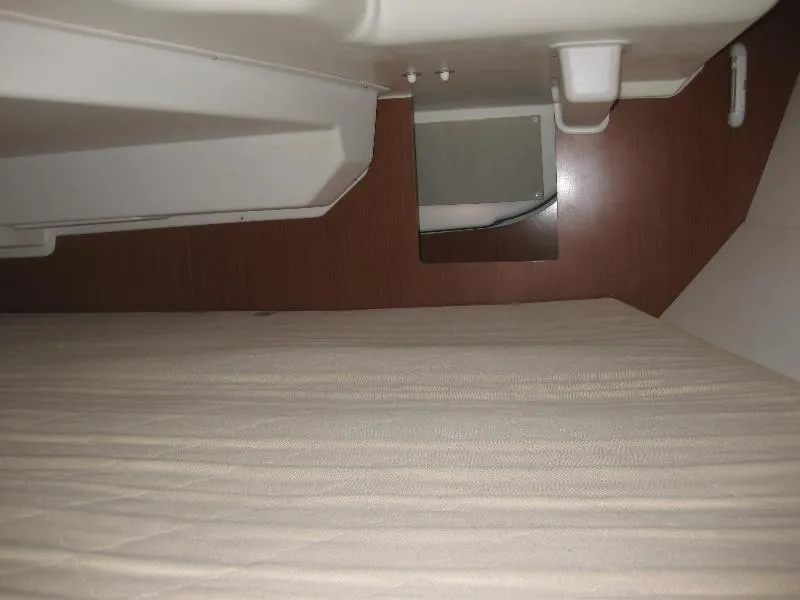Slide: The Image of Beneteau 31 2011 - 10