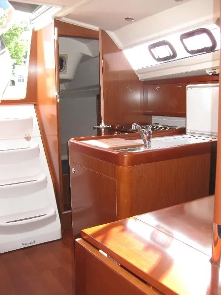 Slide: The Image of Beneteau 31 2011 - 4