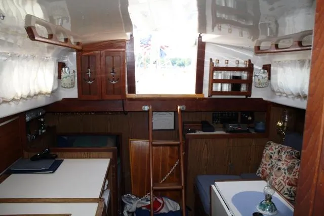 Slide: The Image of Allied Seawind 1972 - 10