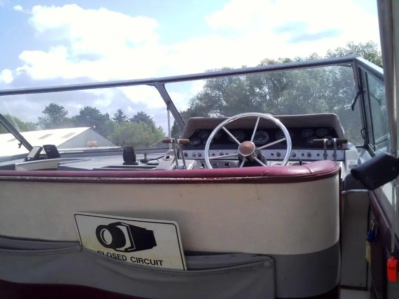 Slide: The Image of Cruisers Ultra Vee 336 1984 - 5