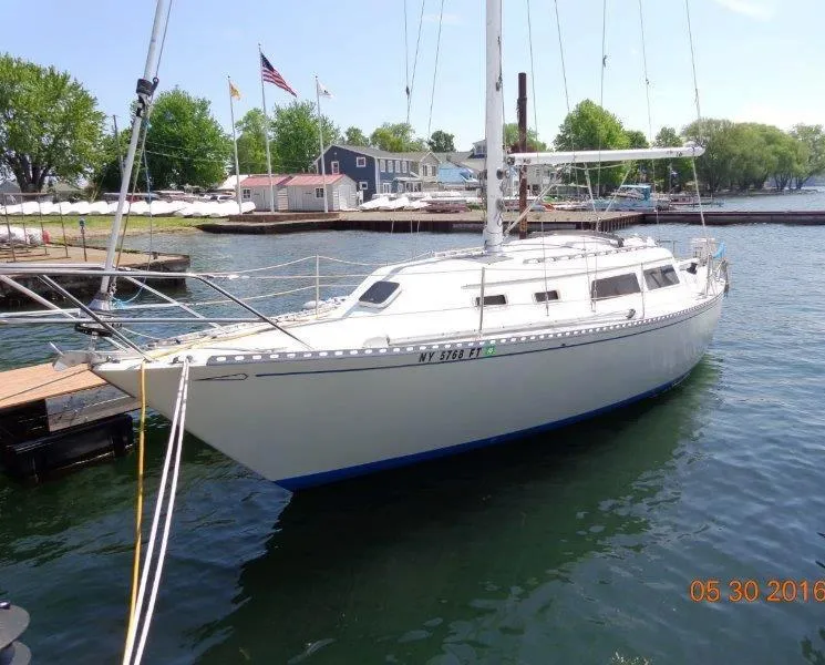 Slide: The Image of Islander Bahama 1982 - 0
