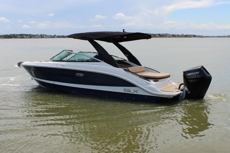 Slide: The Image of Sea Ray SLX 260 Outboard 2026 - 1