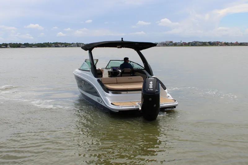 Slide: The Image of Sea Ray SLX 260 Outboard 2026 - 3