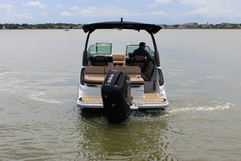 Slide: The Image of Sea Ray SLX 260 Outboard 2026 - 4