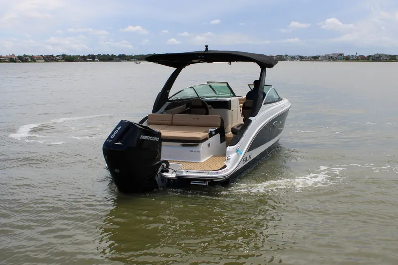 Slide: The Image of Sea Ray SLX 260 Outboard 2026 - 5