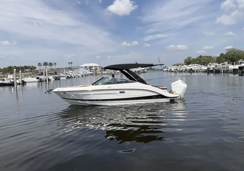 Slide: The Image of Sea Ray SLX 260 Outboard 2026 - 1
