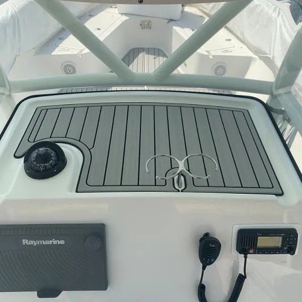 Slide: The Image of Century 3200 Center Console 2015 - 9