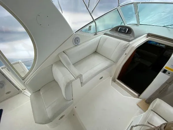 Slide: The Image of Cruisers 4050 Express Motor Yacht 2003 - 11