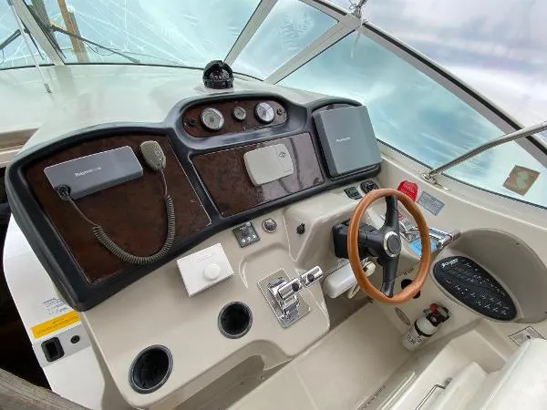 Slide: The Image of Cruisers 4050 Express Motor Yacht 2003 - 7