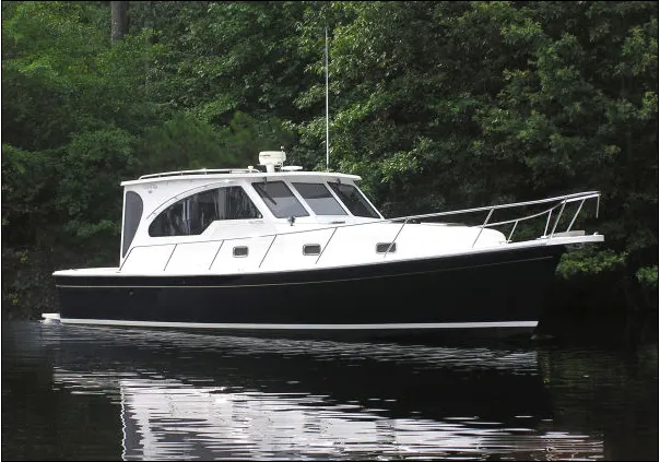 Slide: The Image of Mainship Pilot 2002 - 0