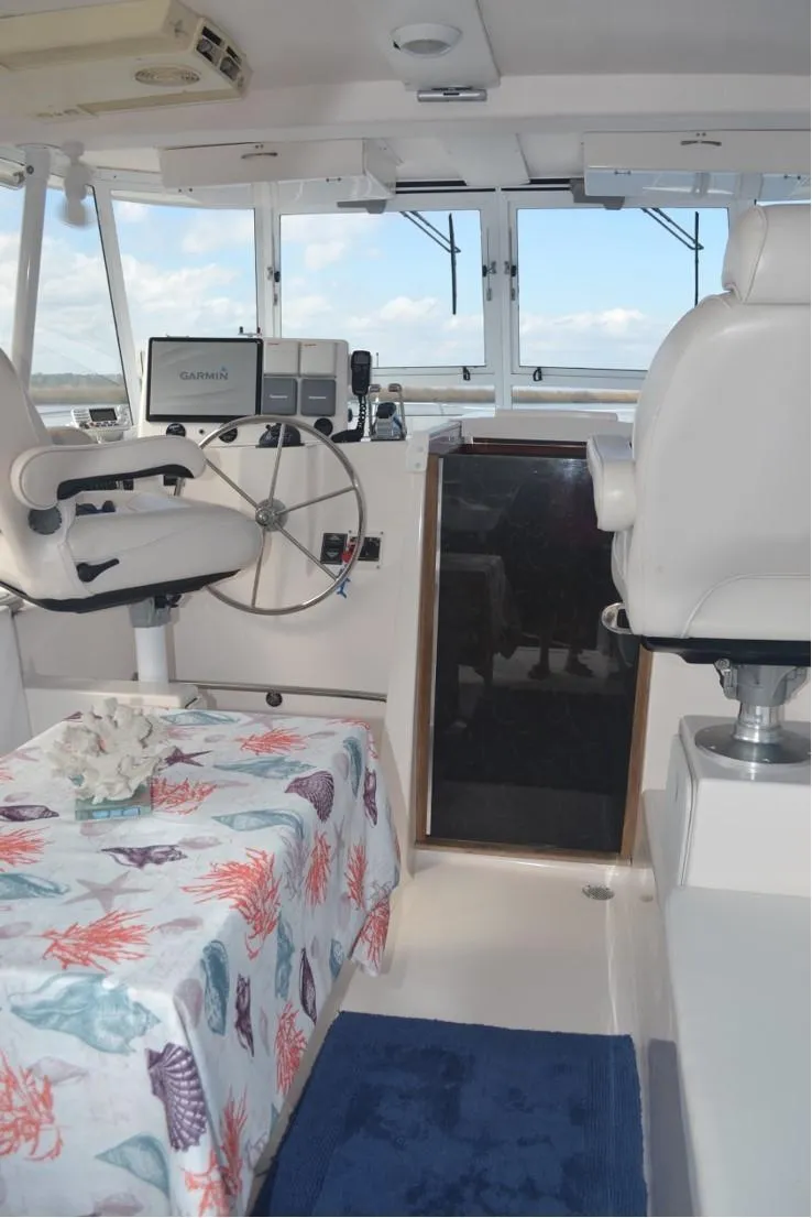Slide: The Image of Endeavour POWER CATAMARAN 2008 - 11