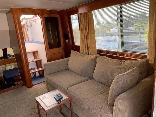 Slide: The Image of Gulfstar 44 Motor Yacht 1985 - 4