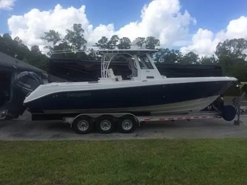 Slide: The Image of Everglades 325 Center Console 2011 - 1
