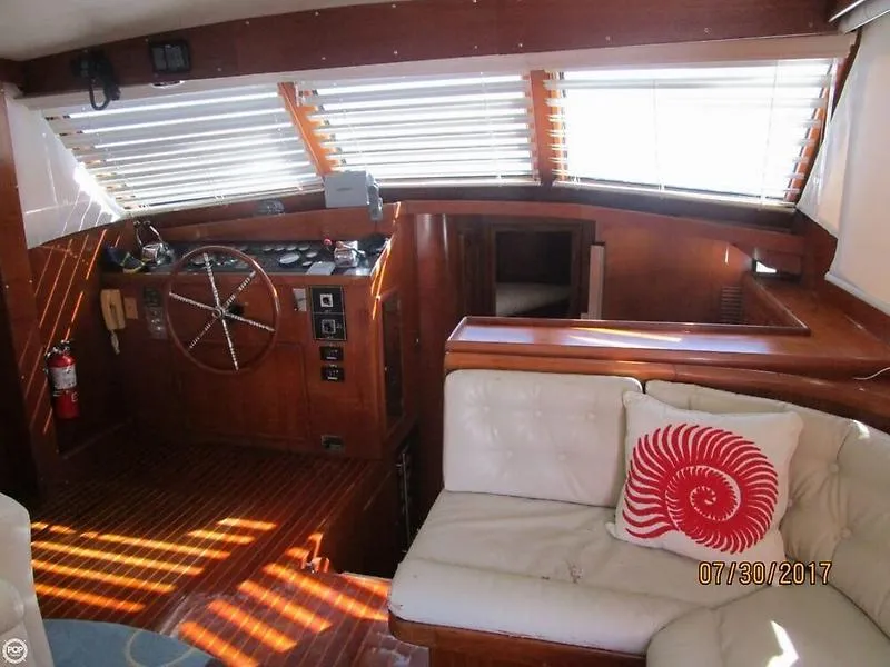 Slide: The Image of Sea Ranger Motoryacht Aft Cabin 1990 - 7