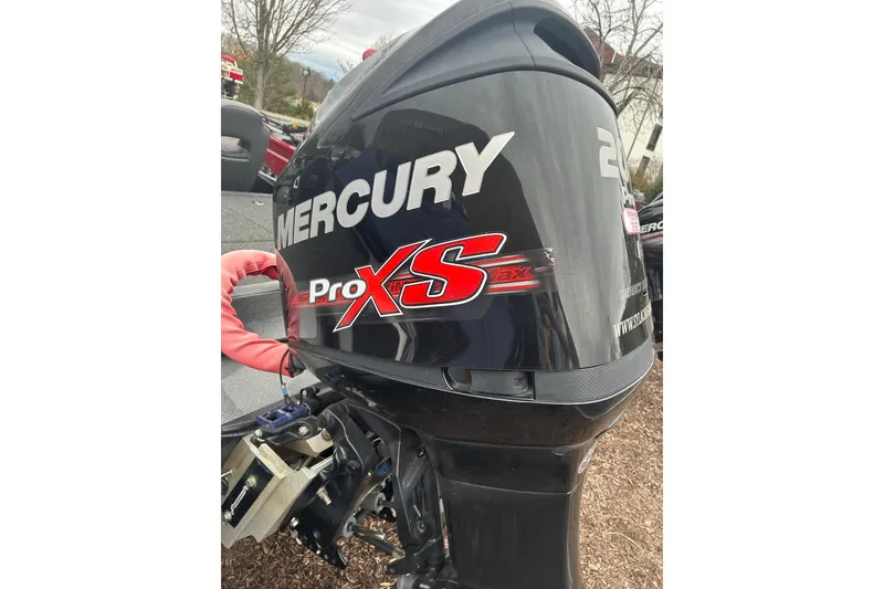Slide: The Image of Mercury Pro XS outboard motor on 2018 Nitro Z19 Pro boat. - 3