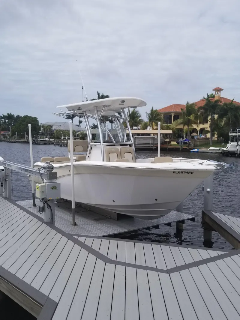 Slide: The Image of Sea Fox 226 Commander 2016 - 0