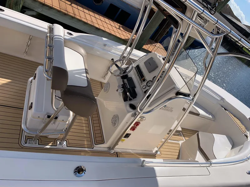 Slide: The Image of Key West 244 Center Console 2012 - 10