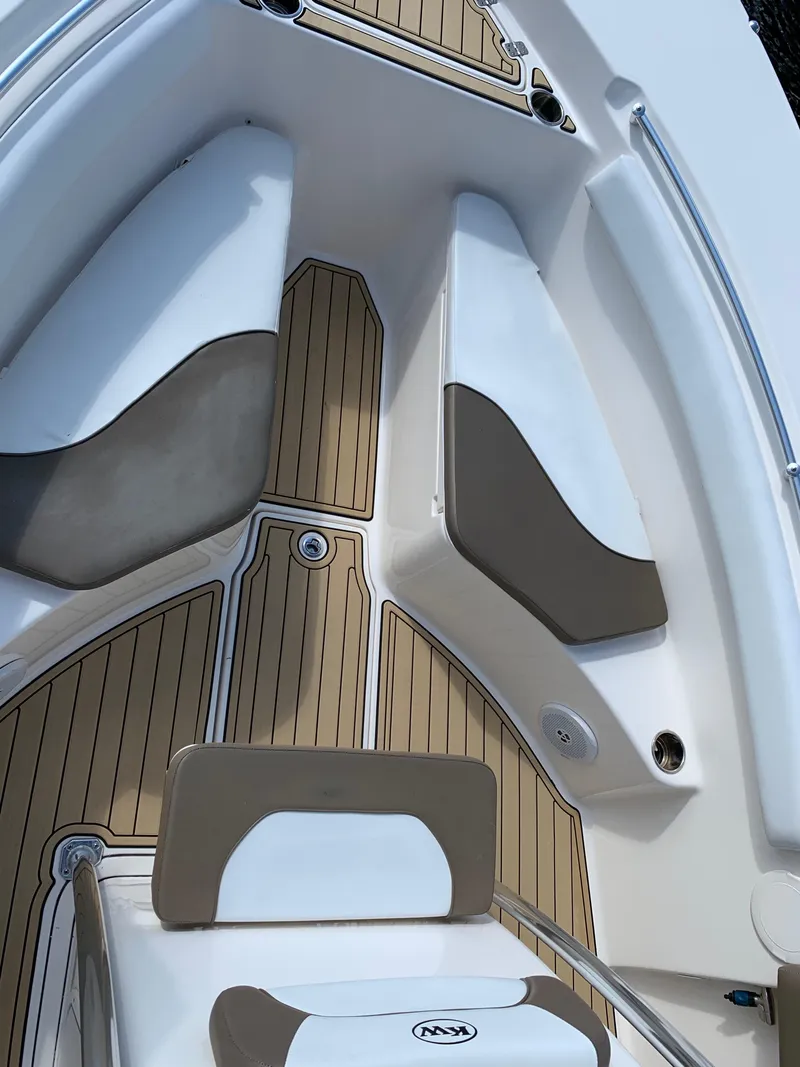 Slide: The Image of Key West 244 Center Console 2012 - 5
