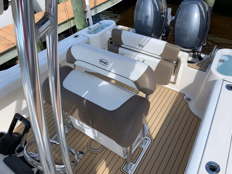 Slide: The Image of Key West 244 Center Console 2012 - 8