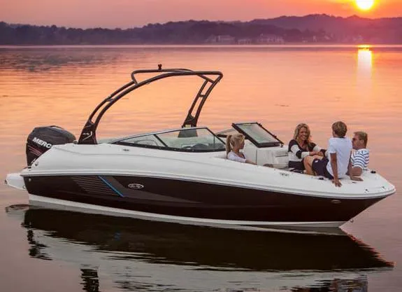Slide: The Image of Sea Ray Sundeck Outboard 240 2014 - 2